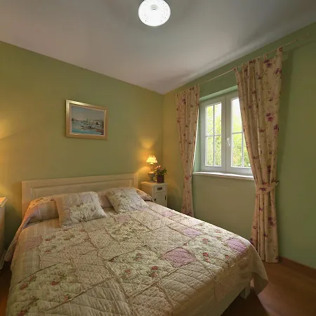 Apartment Rosa *