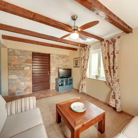 Apartment Rosa *