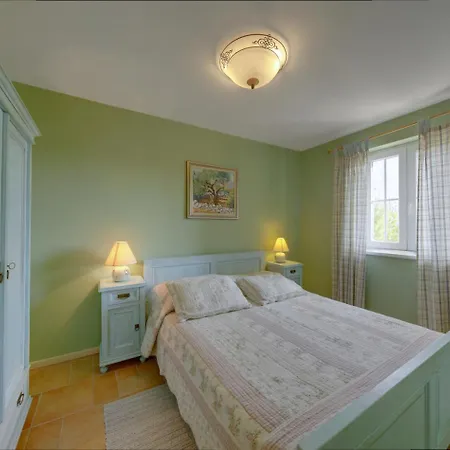 Rosa Apartman Vrboska